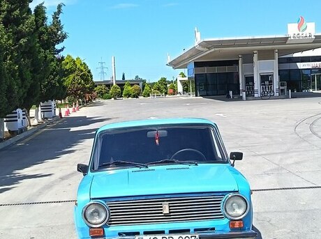 LADA (VAZ) 21011