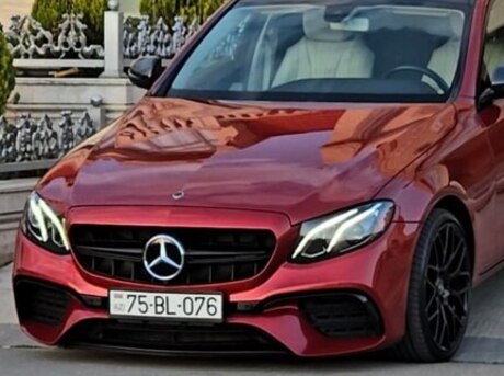 Mercedes E 300 4MATIC