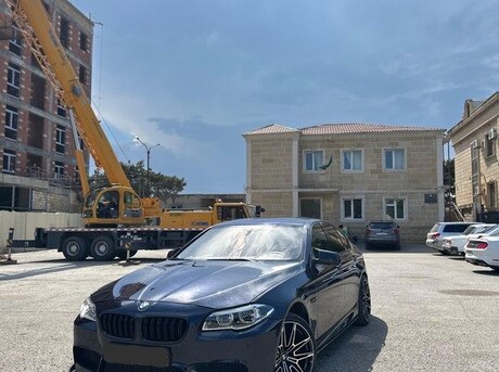 BMW 528
