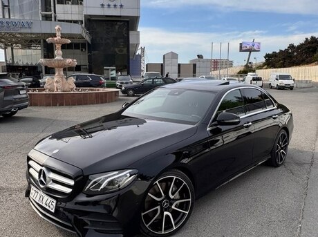Mercedes E 300