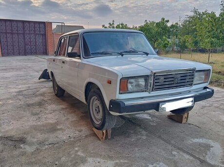LADA (VAZ) 2107