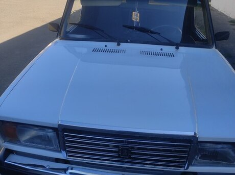 LADA (VAZ) 2107