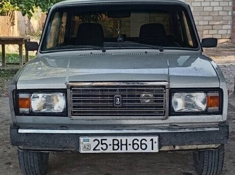 LADA (VAZ) 2107