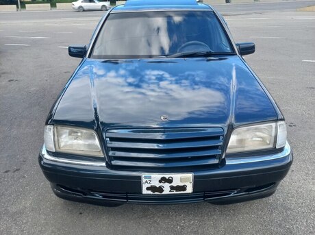Mercedes C 220