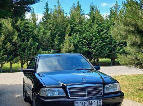 Mercedes C 220