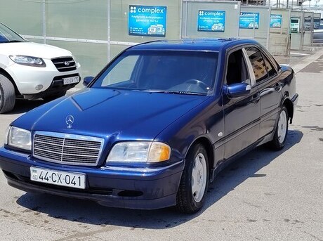 Mercedes C 180
