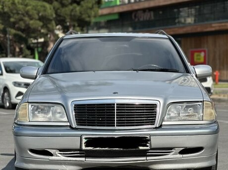 Mercedes C 220