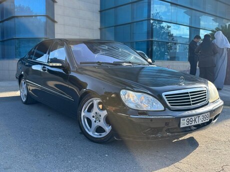 Mercedes S 320