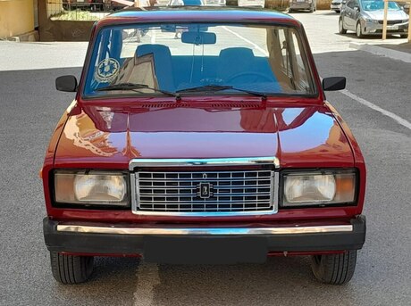 LADA (VAZ) 2107