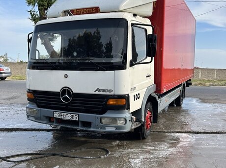 Mercedes Atego 815