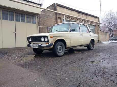 LADA (VAZ) 2106