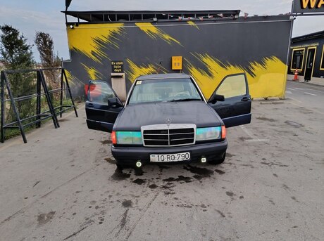 Mercedes 190