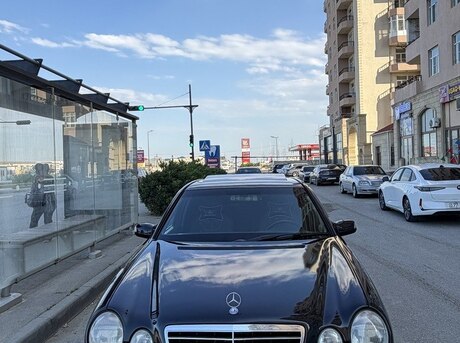 Mercedes E 280