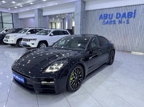 Porsche Panamera 4 E-Hybrid