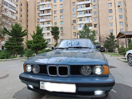 BMW 520