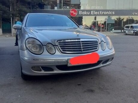 Mercedes E 220