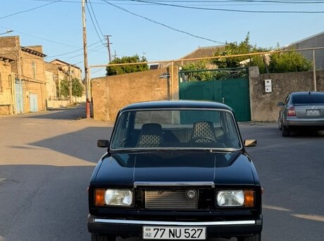 LADA (VAZ) 2107