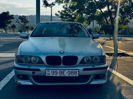 BMW 528