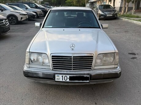 Mercedes 200 E