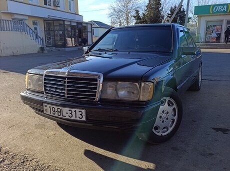 Mercedes 190