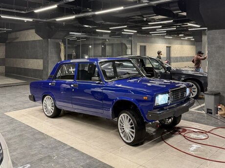 LADA (VAZ) 2107