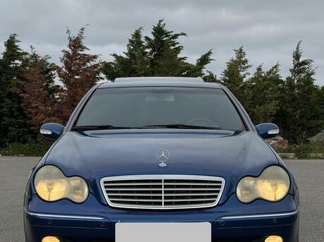 Mercedes C 200