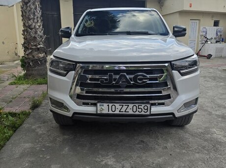 JAC T8