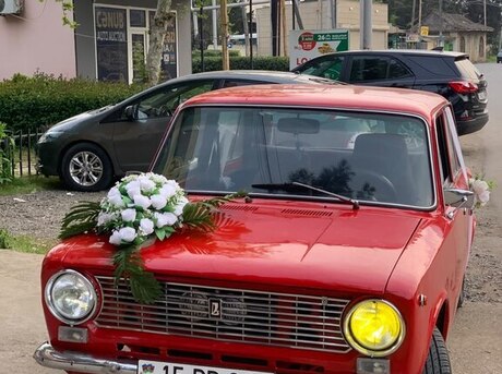 LADA (VAZ) 21011