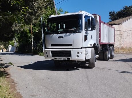 Ford Cargo