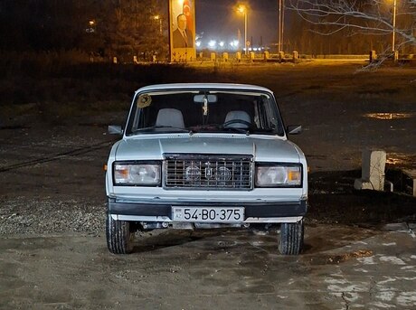 LADA (VAZ) 2107