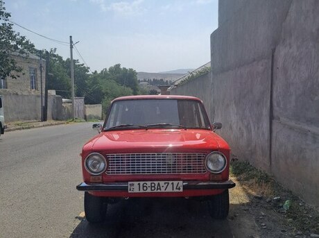 LADA (VAZ) 21011