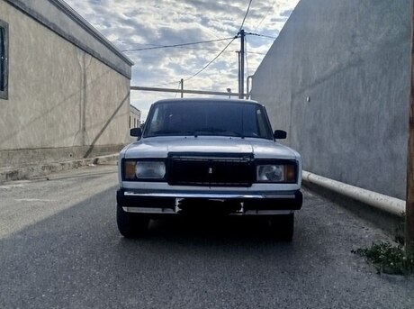 LADA (VAZ) 2107