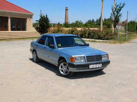 Mercedes 190
