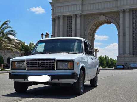 LADA (VAZ) 2107