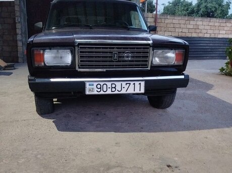 LADA (VAZ) 2107