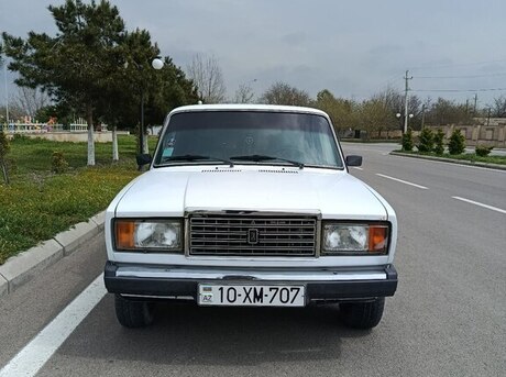 LADA (VAZ) 2107