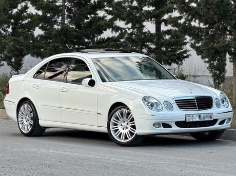 Mercedes E 240