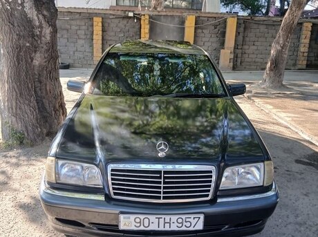 Mercedes C 230