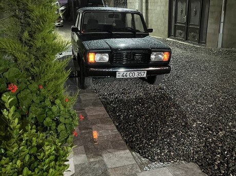 LADA (VAZ) 2107