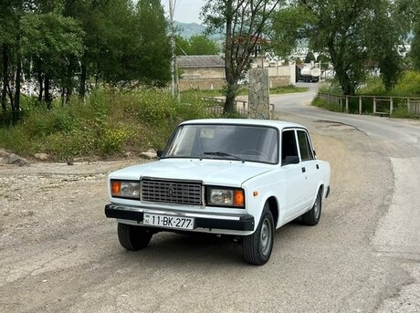 LADA (VAZ) 2107