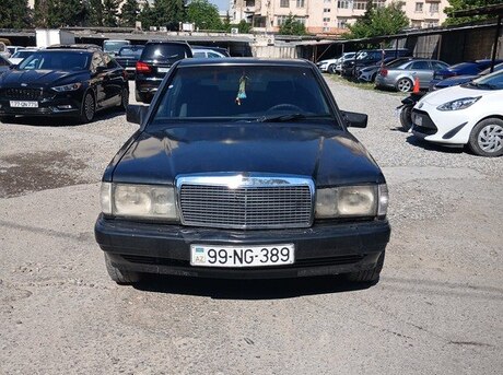 Mercedes 190