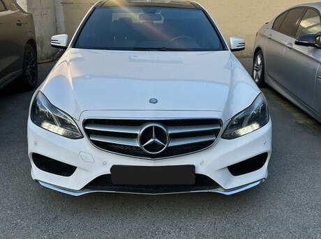 Mercedes E 300