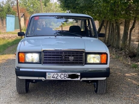 LADA (VAZ) 2107
