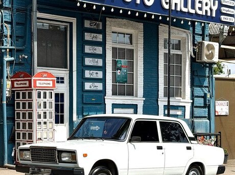 LADA (VAZ) 2107