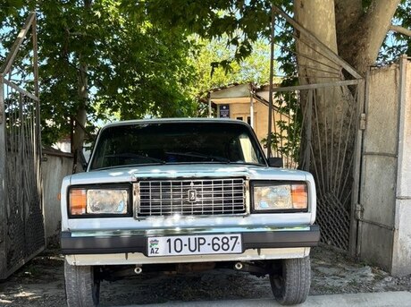 LADA (VAZ) 2107