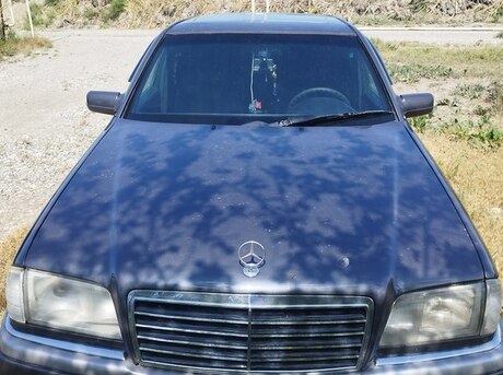 Mercedes C 180
