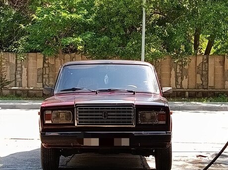 LADA (VAZ) 2107