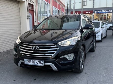 Hyundai Grand Santa Fe