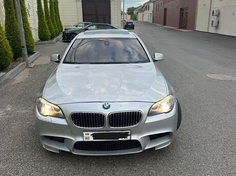 BMW 528