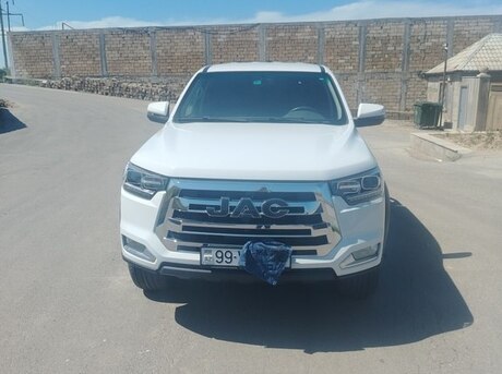 JAC T8